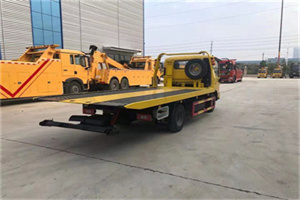 北辰非事故拖车