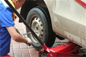 北辰附近拖车24小时服务热线电话