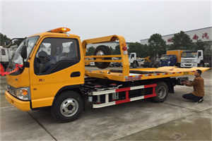 北辰哪里有拖车服务